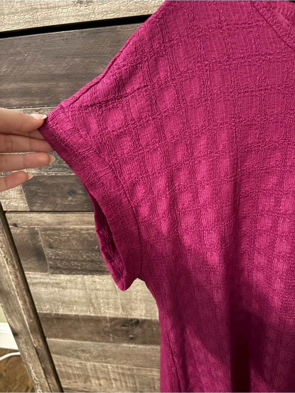 SHEIN Magenta Textured Short Sleeve Crewneck Top - Picture 2 of 4
